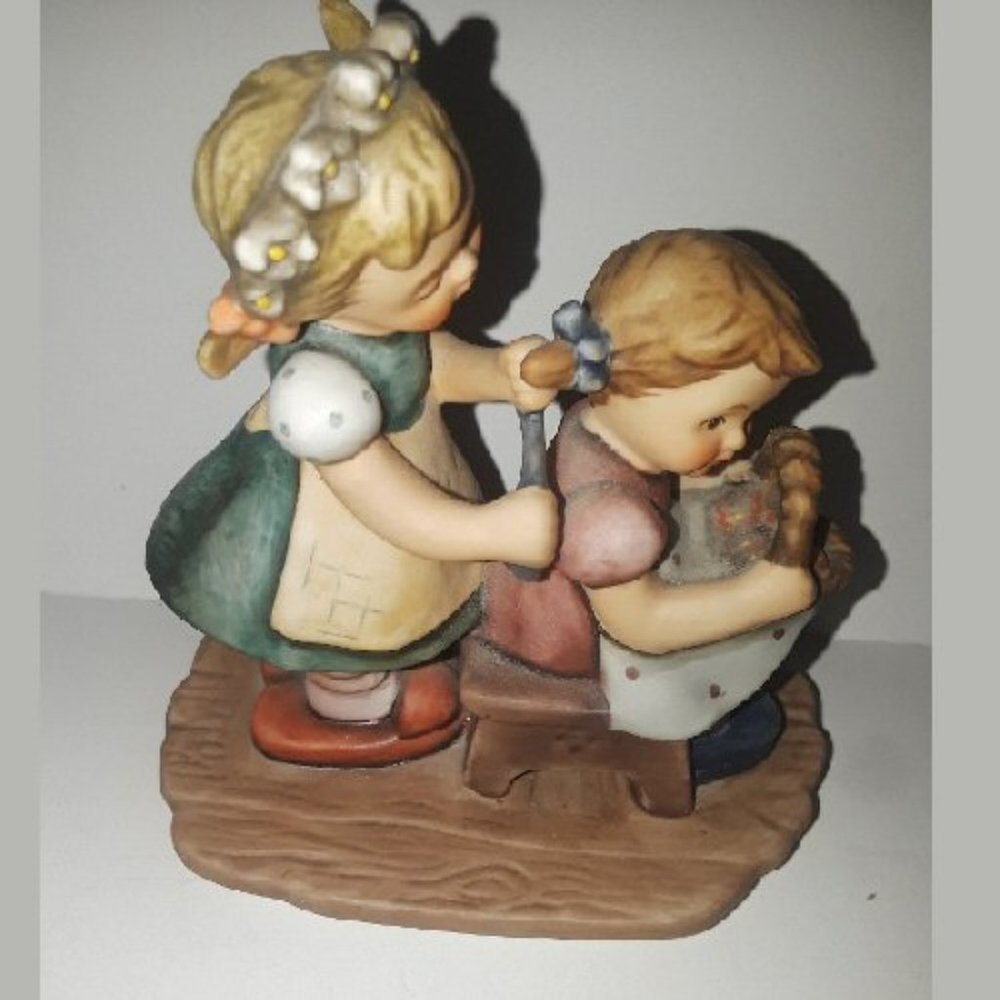 Goebel Forever A Friend Figurine